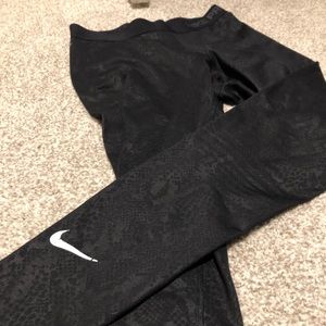 Nike leggings